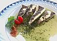 Gebratener Ziegenk&auml;se in hei&szlig;er Wein-Essig-Zitronenso&szlig;e