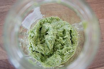 Bärlauchblütenpaste