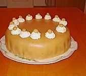 L&uuml;becker Marzipan Nusstorte (Bild)