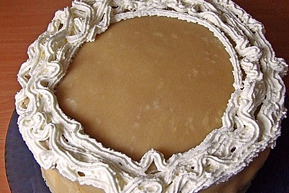 L&uuml;becker Marzipan Nusstorte 4