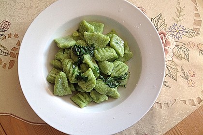 Bärlauch-Gnocchi mit frischem Bärlauch 9