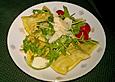 Ravioli con rucola e fantasia