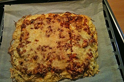 Leichte Spaghettipizza aus dem Ofen 2