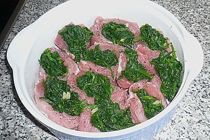 Schweinefilet gef&uuml;llt und gratiniert