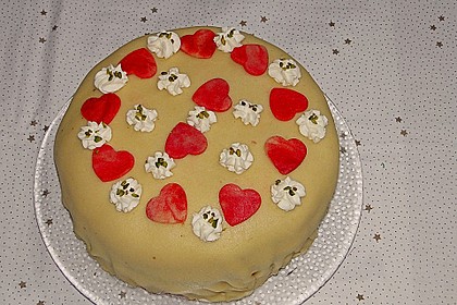 Marzipan-Sahne Torte