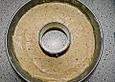 Nusskuchen mit Schlagsahne zubereitet