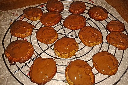 Nusspl&auml;tzchen 2
