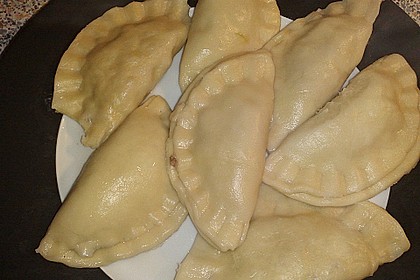 Piroggen mit Sauerkraut-Hackfleisch F&uuml;llung