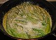 Gr&uuml;ner Spargel mit Parmesan