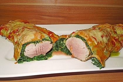 Blätterteigrolle mit Schweinefilet und Spinat 1