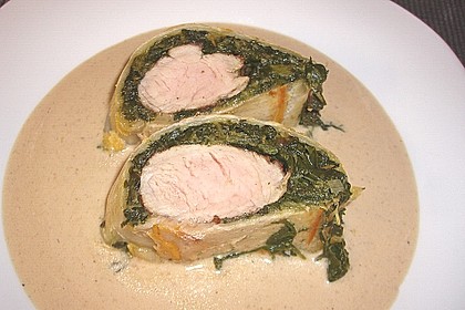 Blätterteigrolle mit Schweinefilet und Spinat 3