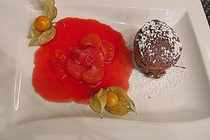 Lebkuchenk&uuml;chlein mit Gew&uuml;rzclementinen und Himbeerreduktion