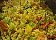 Frischer Vollkornnudelsalat