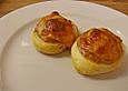 Bl&auml;tterteigschnecken mit Tomate-Kr&auml;uter-K&auml;se F&uuml;llung