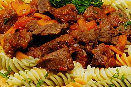 Gulasch scharf 2