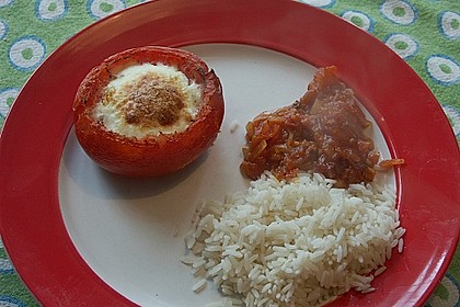 Eier im Tomatenhaus 6