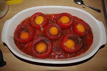 Eier im Tomatenhaus 14
