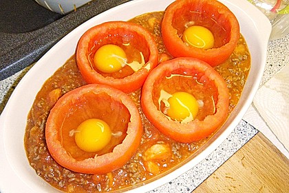 Eier im Tomatenhaus 10