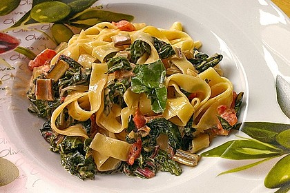 Mangold - Tomaten - Senf - Sahne - Tagliatelle