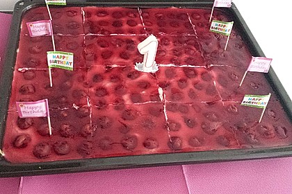 Kirsch - Schmand - Blechkuchen 83