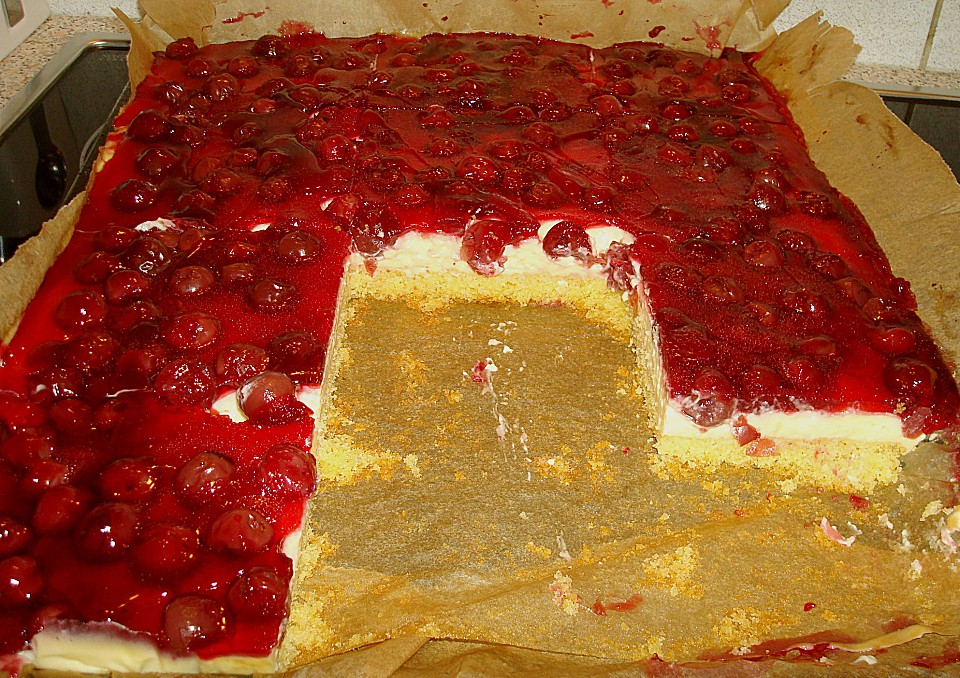 Kirsch - Schmand - Blechkuchen (Rezept mit Bild) von Sonnenblume21 ...
