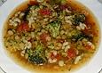 Brokkoli - Gem&uuml;sesuppe mit Roten Linsen und Nudeln