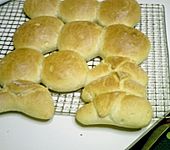 Sonntagsbr&ouml;tchen aus Hefeteig (Bild)