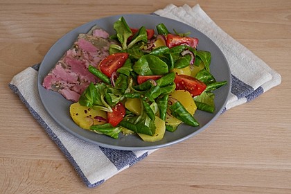 Kartoffelsalat mit Tomate und Feldsalat 3