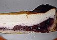 Kirschk&auml;setorte mit Mandelrand