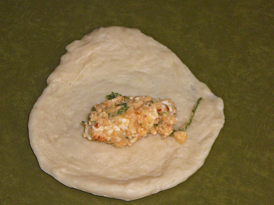 Gefüllte Teigtaschen (Rezept mit Bild) von Asal | Chefkoch.de