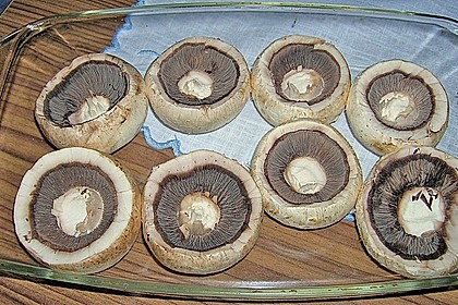 Gef&uuml;llte Champignons