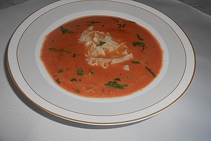 Tomatensuppe mit Nudeln nach Oma Josi 7