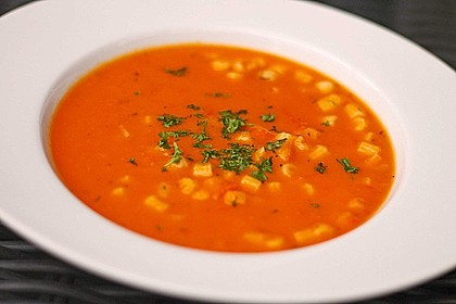 Tomatensuppe mit Nudeln nach Oma Josi 3