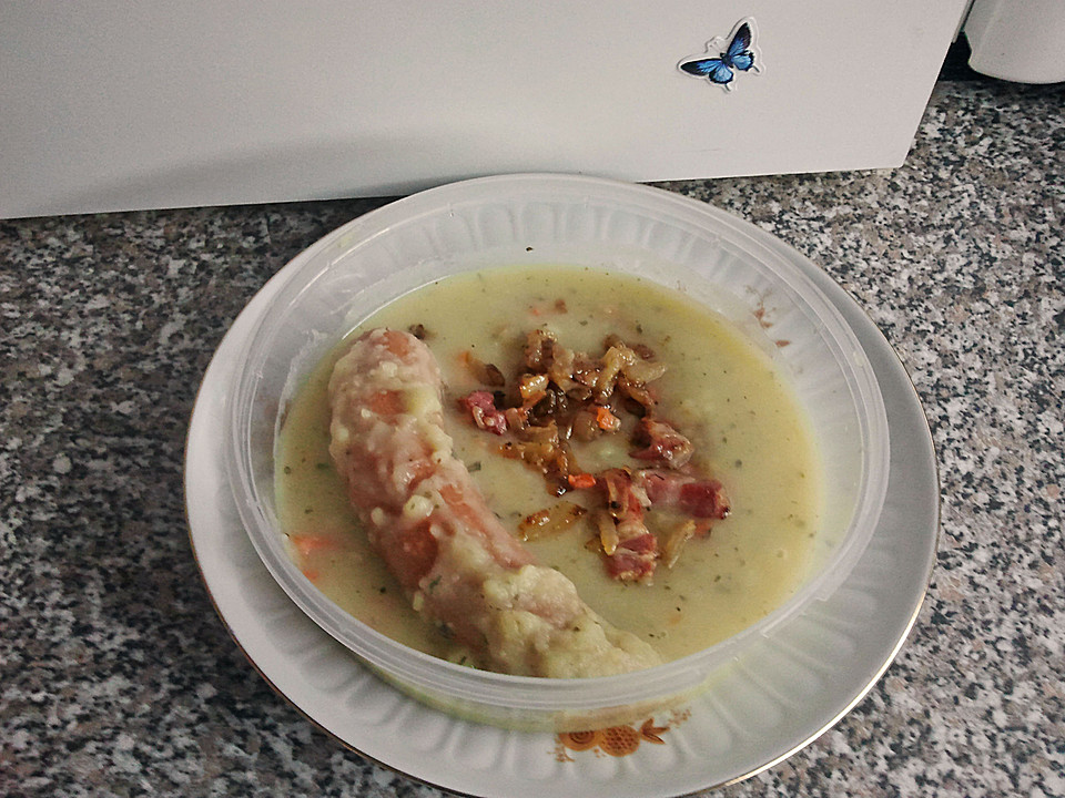 Kartoffelsuppe mit Bockwurst (Rezept mit Bild) von blondesDornröschen ...