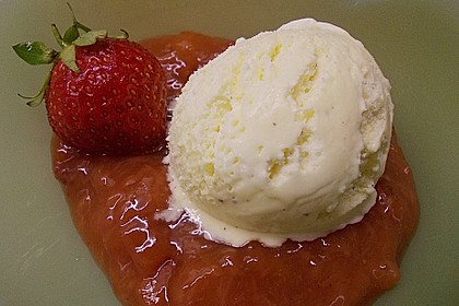 Erdbeer-Mango Gr&uuml;tze mit Vanille
