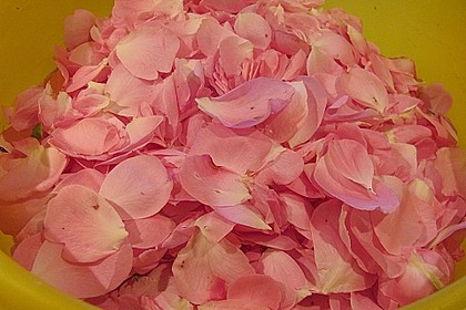 Rosenbl&uuml;tensirup
