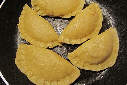 Ravioli mit Kartoffel-Minze-F&uuml;llung