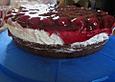 Dunkler Kirschkuchen mit Guss