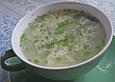 Klare Spargelsuppe mit Eierblumen und frischen Kr&auml;utern