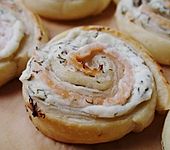 R&auml;ucherlachs-Knoblauch Schnecken (Bild)