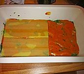 Vegetarische Spinat-Gem&uuml;se Lasagne mit Tomatenso&szlig;e (Bild)