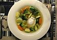 Gem&uuml;se-Essenz und Gem&uuml;se-Consomm&eacute;