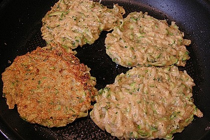 Zucchinipuffer 7