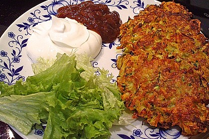 Zucchinipuffer 13