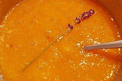 Aprikosen-Birnen-Apfel Marmelade mit Lavendel 1
