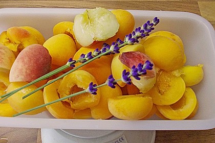 Aprikosen-Birnen-Apfel Marmelade mit Lavendel 2