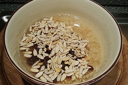 Frischkornbrei mit M&ouml;hre 1
