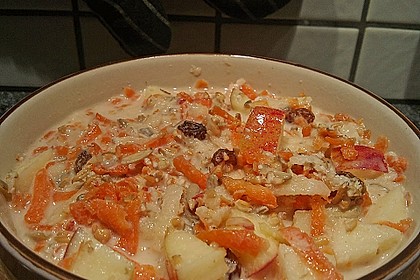 Frischkornbrei mit M&ouml;hre 3