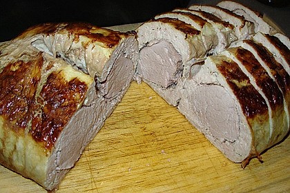 Schweinefilet im Roquefort-Mantel