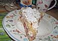 Flowers Kirsch-Crumble mit Vanillecreme und Knusperstreuseln
